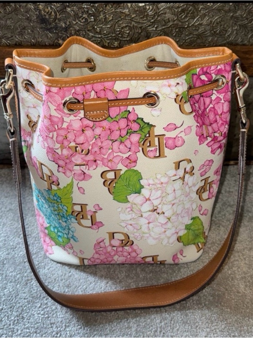Dooney & Bourke Hydrangea Drawstring Hobo Bag in coated cotton - Picture 2 of 12
